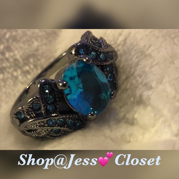 Jewelry - ❤️Aquamarine wedding ring❤️